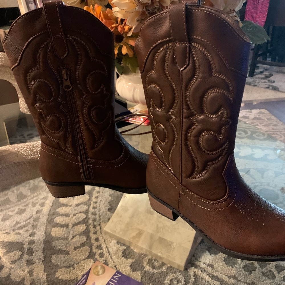 Girl’s Boots